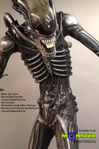 Illustration for article titled Real-Size Alien Statue Guaranteed to Kill You at Night